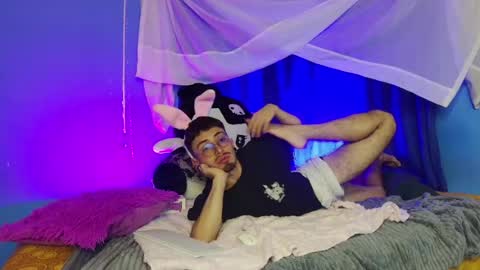 Dennis online show from April 27, 5:04 am