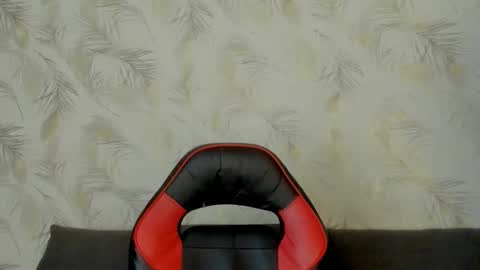 dennis munera online show from December 20, 2:05 pm