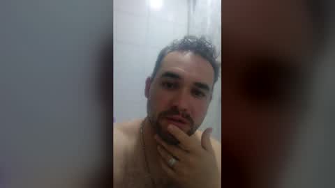 Dereck Mills3 online show from April 14, 2:44 am