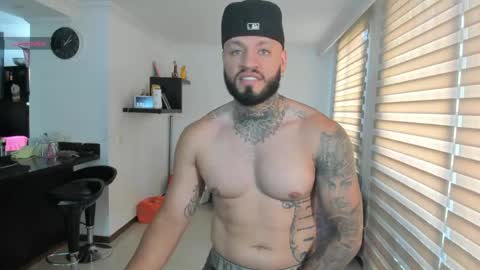 dereckgreen online show from April 18, 7:07 pm