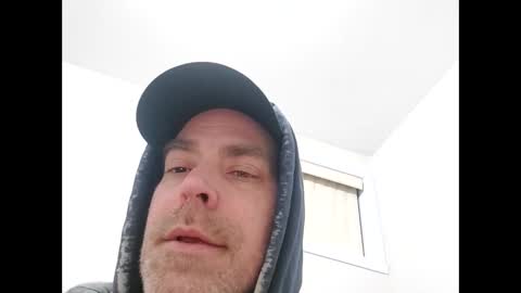 derf007 online show from February 25, 6:47 am