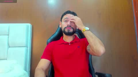 DerryBigger CM online show from December 1, 2:20 pm