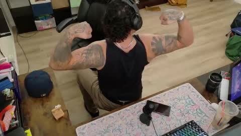 desertadventurer25 online show from March 4, 9:22 pm