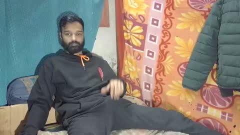 desi_boy799417 online show from December 21, 9:39 am