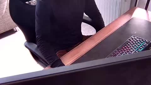 lecram online show from April 29, 8:41 am