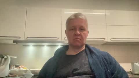 Devon online show from January 15, 12:03 am