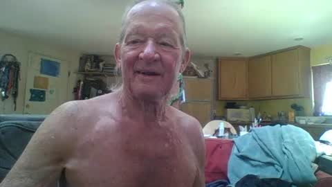 Dexter online show from July 4, 9:51 pm