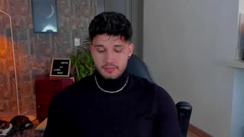 JULIAN online show from December 20, 8:38 pm