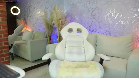 Diego online show from February 23, 1:46 pm