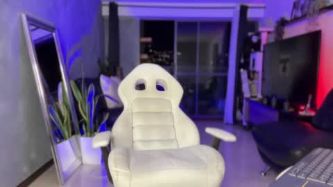 Diego online show from November 2, 1:54 am