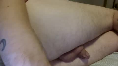 Snapshot of dickeroo12 chatting on October 26, 11:12 am dickeroo12 online show from October 26, 11:12 am