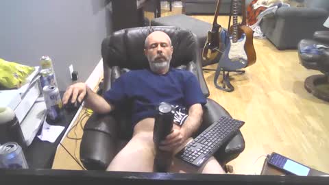 Snapshot of dickrb1984 chatting on February 12, 1:52 am dickrb1984 online show from February 12, 1:52 am