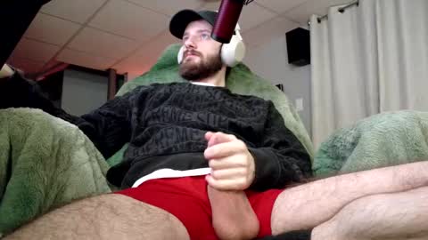 digbicknik online show from February 1, 2:10 am