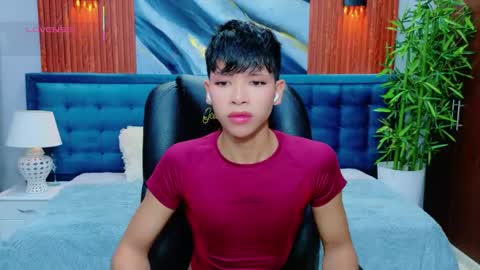  DILAN online show from May 19, 6:58 pm