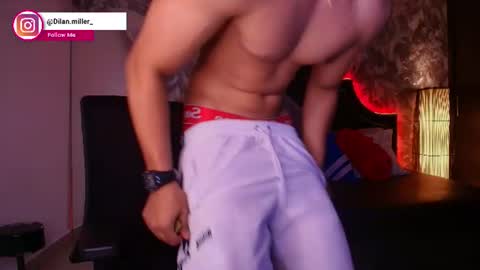 dilanmiller_ online show from July 14, 5:41 pm