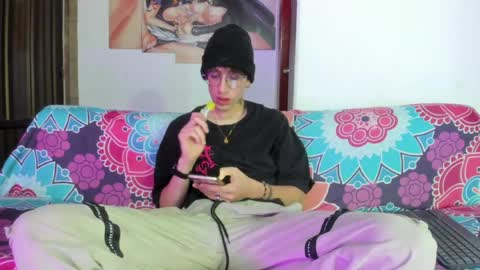 Dio online show from April 8, 11:53 am