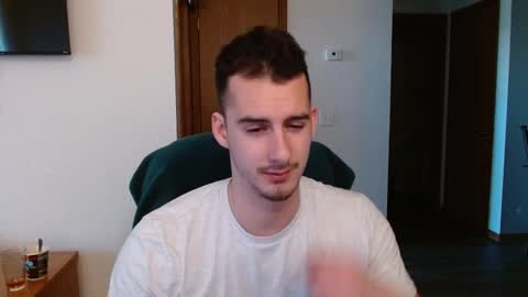 Dirk Diggler online show from March 5, 11:06 pm