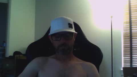 dirtrider15 online show from April 17, 7:05 pm