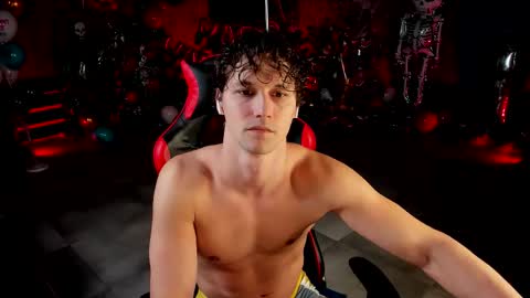 dirty_boss online show from December 19, 9:28 am