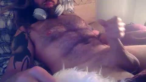 dirtyenrique online show from June 4, 11:11 pm