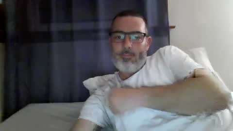 dirtyscorpio999 online show from May 5, 1:51 am