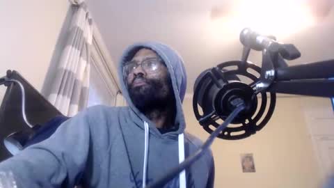 Snapshot of disr3sp3ctfully_dipp3d chatting on February 27, 12:45 pm Your Best Worst Nightmare online show from February 27, 12:45 pm