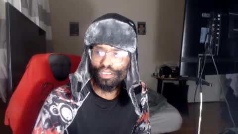 Snapshot of disr3sp3ctfully_dipp3d chatting on March 7, 12:12 pm Your Best Worst Nightmare online show from March 7, 12:12 pm