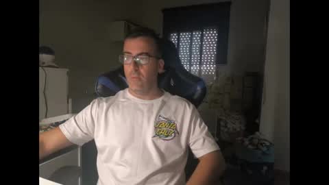 ditos_c online show from October 16, 8:22 am