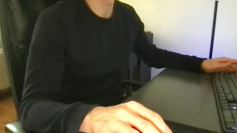 doctor_luv_69 online show from May 29, 10:14 am
