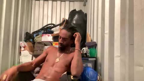 Snapshot of dollar_9xxx chatting on December 8, 6:50 pm DollArs 9xxDx online show from December 8, 6:50 pm