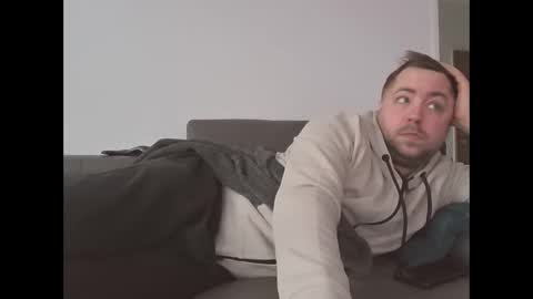 dombio_12 online show from February 7, 11:39 am