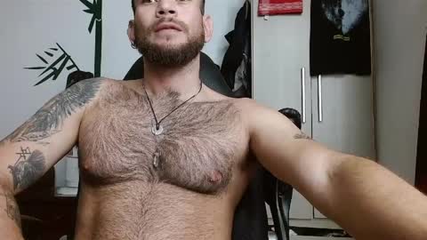 Logan - INDEPENDET MODEL online show from April 9, 5:05 am