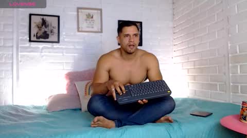 domincrodriguez_119 online show from October 22, 11:14 am