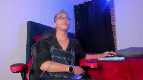 Dominik online show from May 7, 7:41 am