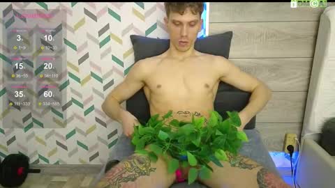 Nikon online show from December 13, 8:59 pm