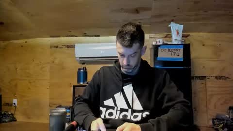 dontfeedthetrolls online show from January 15, 12:31 pm