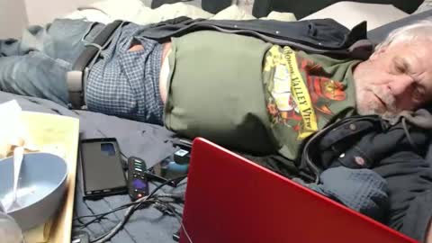 cummingdoouug online show from November 28, 5:37 pm