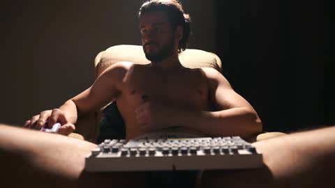 Keen online show from March 11, 10:17 pm