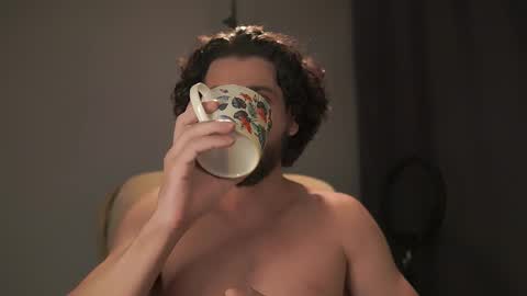 Keen online show from December 5, 6:26 pm