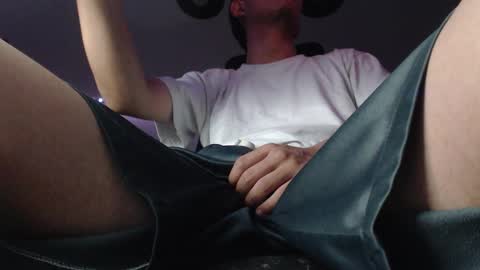 douglas_drake online show from March 25, 5:44 am