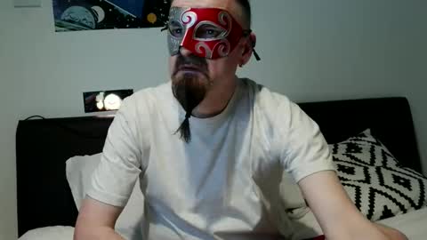 dpr100z online show from March 29, 11:27 pm