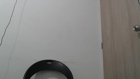 draco_boy2000 online show from January 16, 11:40 pm