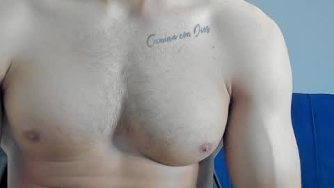 Snapshot of drake_carter1 chatting on December 6, 2:02 am drake_carter1 online show from December 6, 2:02 am