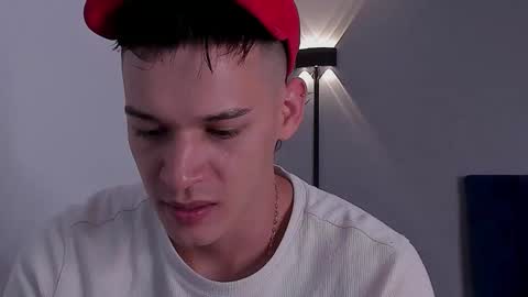 Snapshot of drake_carter1 chatting on September 19, 1:18 am drake_carter1 online show from September 19, 1:18 am