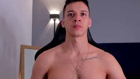 Snapshot of drake_carter1 chatting on January 31, 12:39 am drake_carter1 online show from January 31, 12:39 am