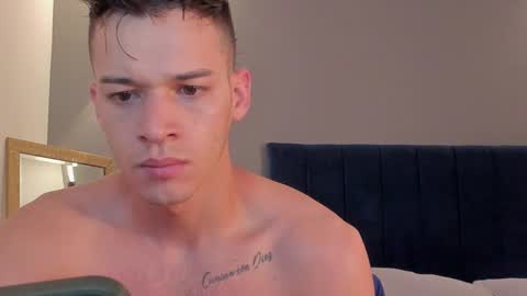 Snapshot of drake_carter1 chatting on December 11, 2:00 am drake_carter1 online show from December 11, 2:00 am