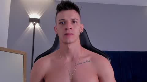 Snapshot of drake_carter1 chatting on December 24, 2:54 am drake_carter1 online show from December 24, 2:54 am