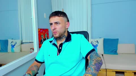 Snapshot of drako_lamar chatting on December 2, 12:27 pm Drako online show from December 2, 12:27 pm