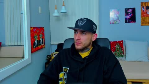 Snapshot of drako_lamar chatting on December 26, 7:38 pm Drako online show from December 26, 7:38 pm