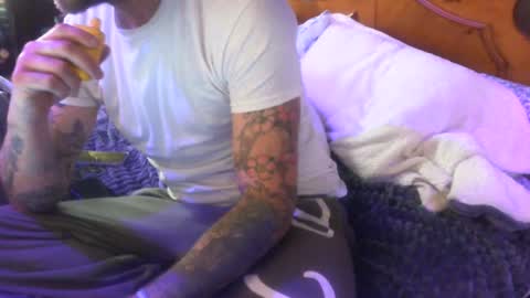 dreaded_folks online show from December 20, 8:49 pm